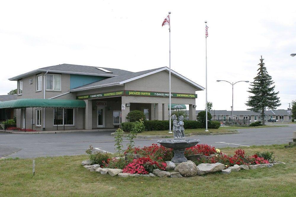 Seven Oakes Motel Kingston Exterior foto